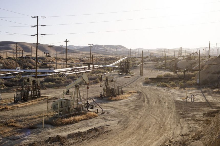la-fusion-de-petroleo-de-california-se-beneficiara-de-un-auge-de-bienes-de-acuerdo
