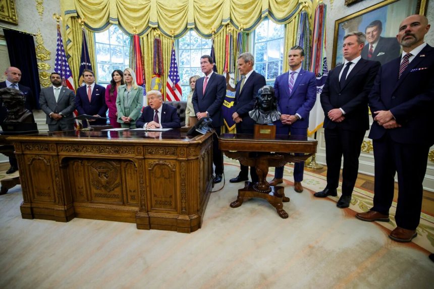 trump-y-jd-vance-prometen-investigar-a-los-grupos-a-la-izquierda-despues-de-la-muerte-de-kirk