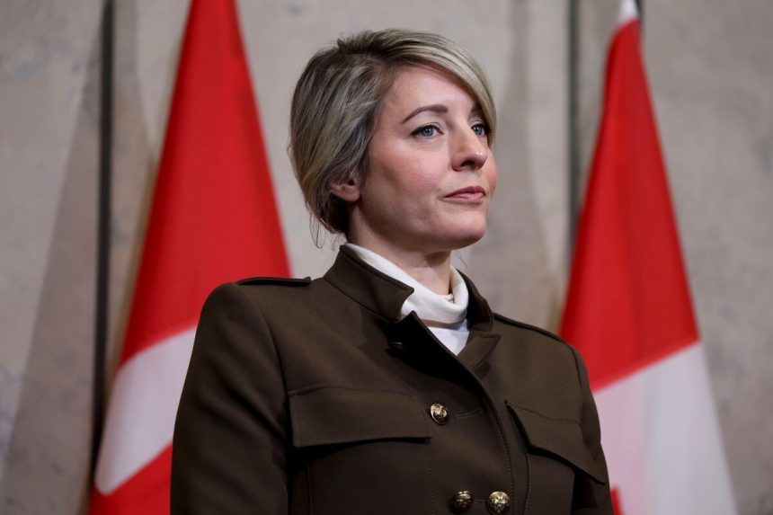 anglo,-teck-necesita-demostrar-mas-beneficios-de-fusion-para-canada,-dice-el-ministro