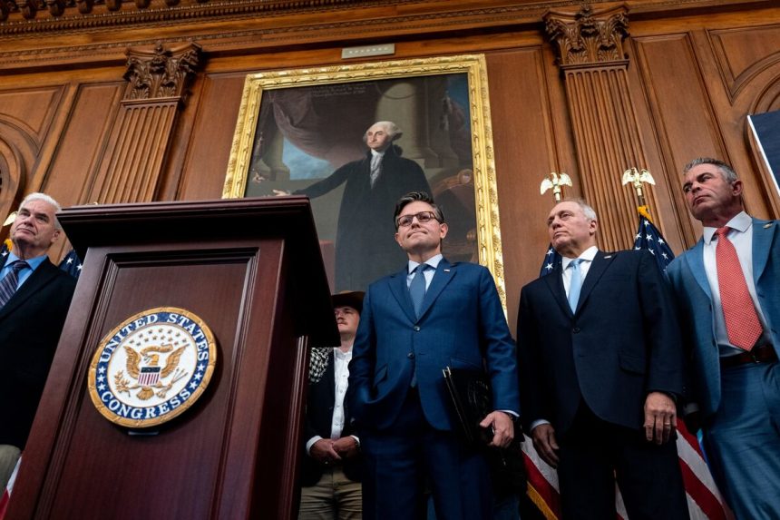 el-partido-republicano-revela-a-bill-para-evitar-el-cierre,-desafiando-a-los-democratas-a-oponerse