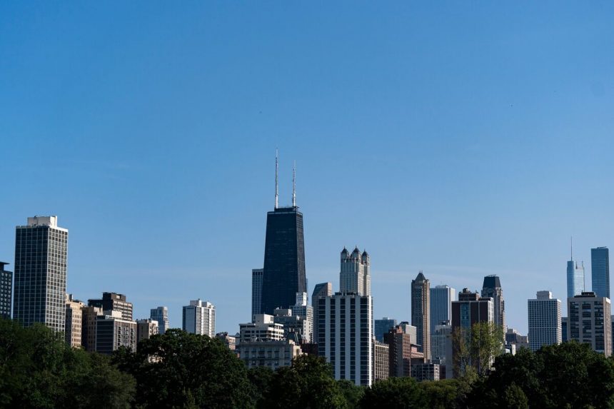 chicago-aconsejo-pescar-permisos,-aumentos-de-impuestos-para-arreglar-el-hoyo-presupuestario
