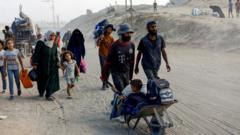 miles-de-palestinos-huyen-mientras-las-tropas-israelies-empujan-hacia-la-ciudad-de-gaza