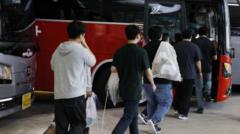 los-oficiales-de-ee-uu.-nos-ataron-y-nos-apuntaron-con-armas-de-fuego,-los-ingenieros-surcoreanos-le-dicen-a-la-bbc