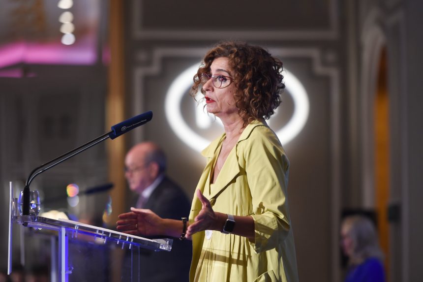 la-agencia-tributaria-recauda-mas-que-nunca-en-la-lucha-contra-el-fraude:-18.928-millones-en-2024