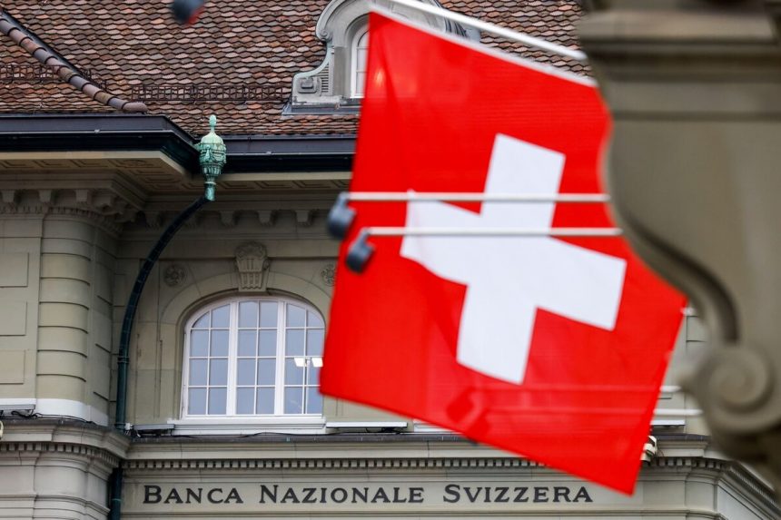 las-tasas-negativas-del-banco-nacional-swiss-estan-fuera-de-la-agenda-de-la-mayoria-de-los-economistas-para-la-proxima-semana