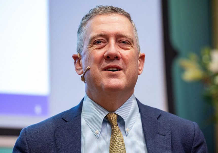 bullard-dice-que-no-habria-respaldado-50-puntos-basicos-esta-semana