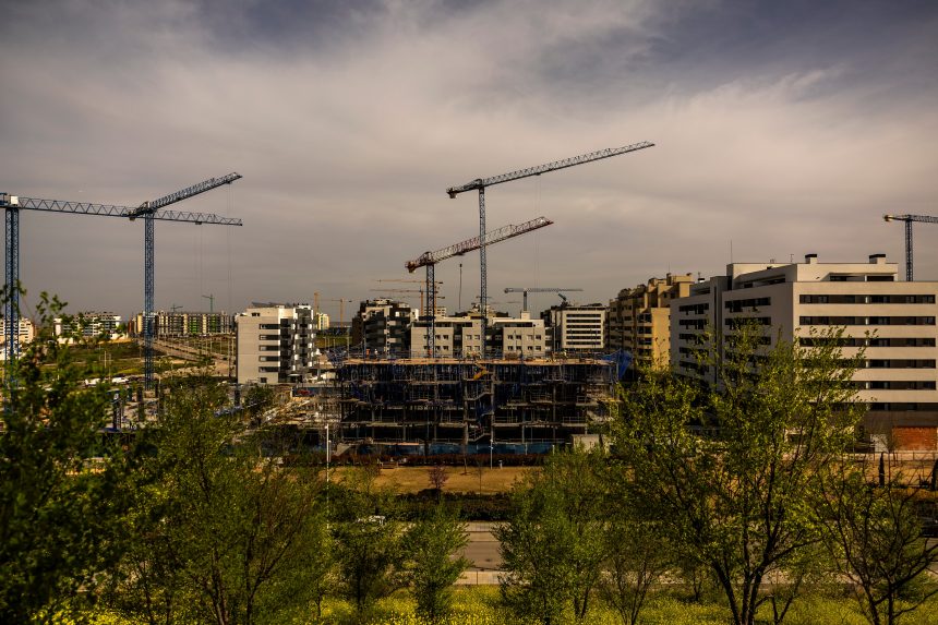 el-valor-de-la-vivienda-alcanza-los-2.093-euros-por-metro-cuadrado,-el-maximo-en-17-anos