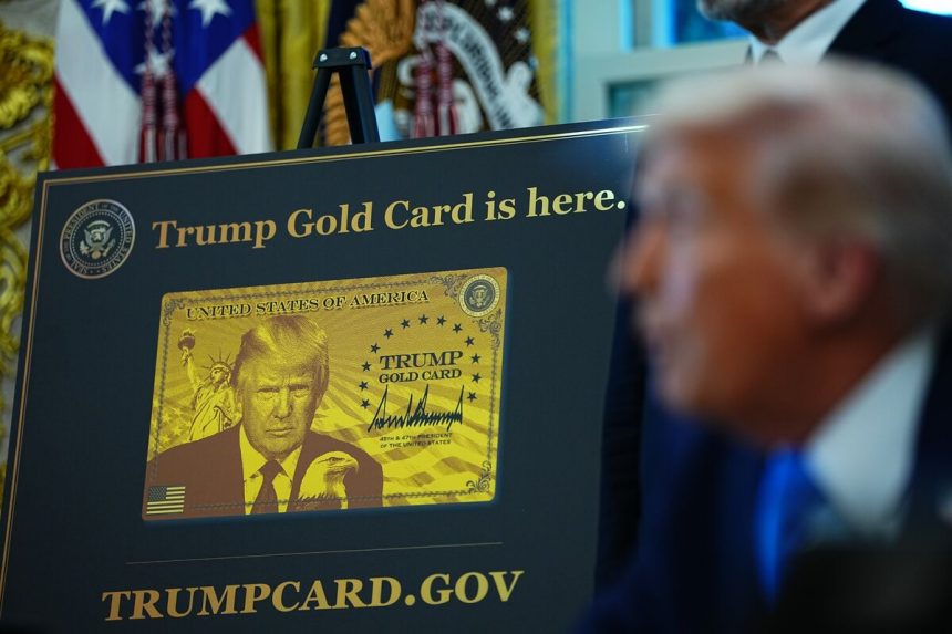 trump-presenta-oro,-visas-de-platino-para-costar-hasta-$-5-millones