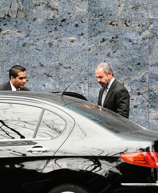 un-“tiburon”-mexicano-que-muerde-en-silencio:-el-consejero-del-sabadell-que-se-deja-querer-por-el-bbva