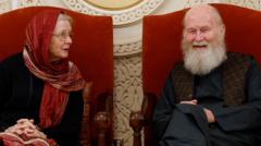 hijo-de-pareja-britanica-en-poder-de-los-talibanes-‘extaticos’-mientras-regresan-al-reino-unido