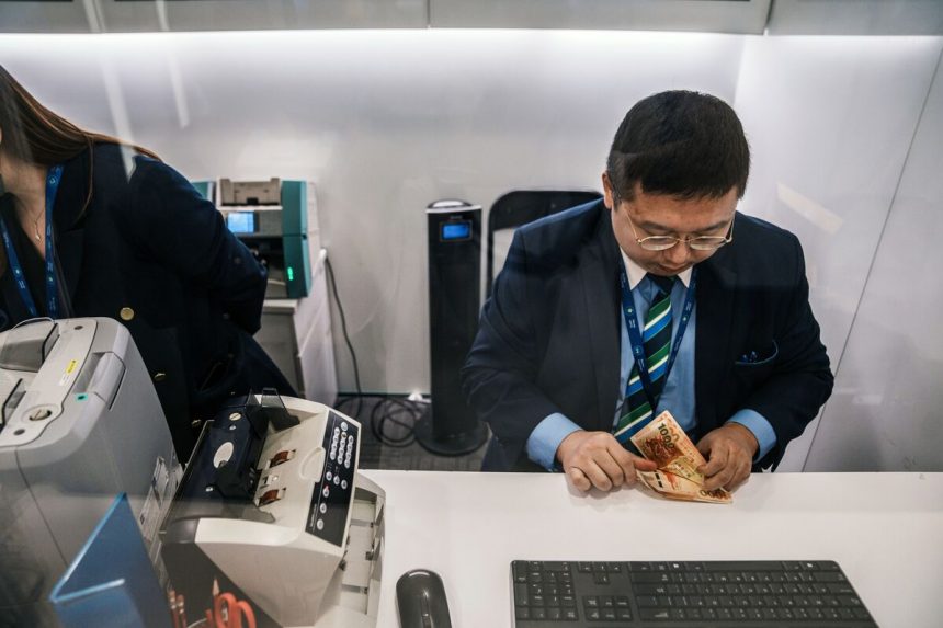 fortalecimiento-del-dolar-de-hong-kong-a-un-ritmo-mas-rapido-en-dos-decadas