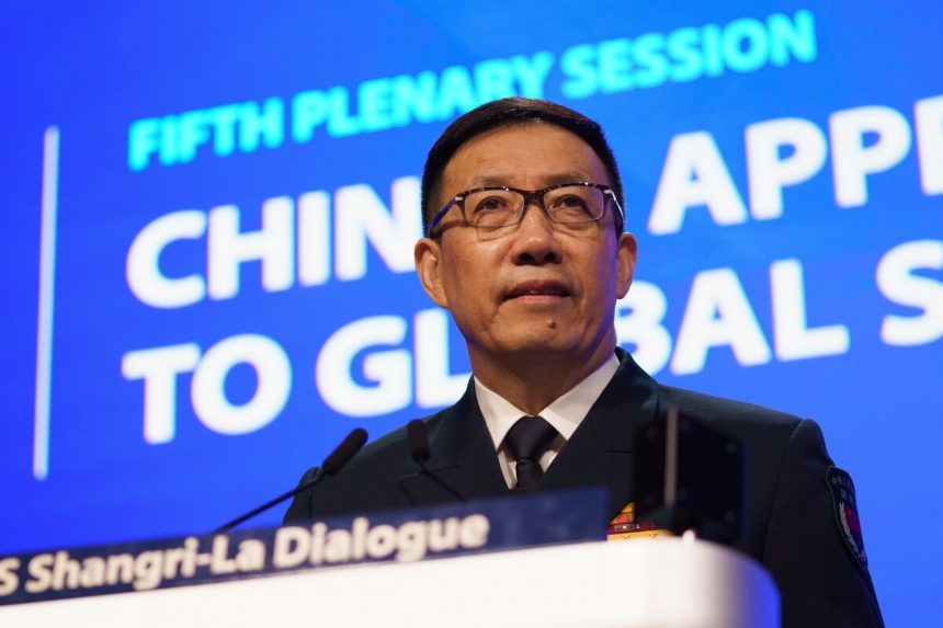 los-legisladores-estadounidenses-piden-mas-charlas-de-defensa-en-la-visita-rara-de-china