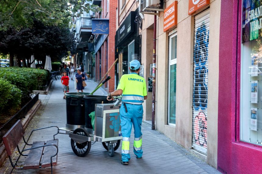 la-airef-ve-un-impacto-“ligeramente-positivo”-de-las-subidas-del-salario-minimo-o-la-reforma-laboral-en-la-economia