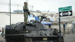 guardia-y-13-reclusos-asesinados-en-la-pelea-de-la-prision-de-ecuador