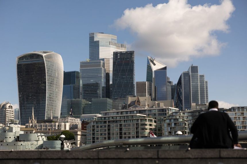 el-capital-privado-se-apoya-en-salvaguardas-crediticias-mas-debiles,-moody’s-dice