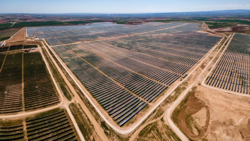 bp-encarga-al-bbva-la-venta-de-uno-de-sus-mayores-parques-solares-en-espana-por-casi-250-millones