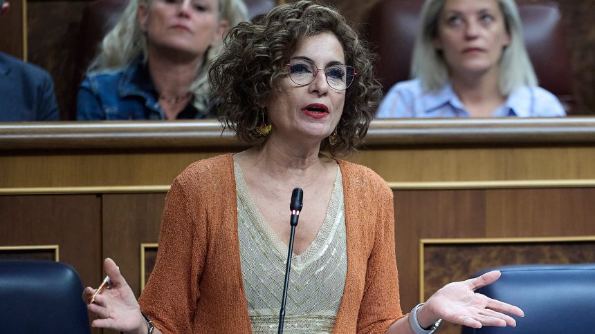 los-ayuntamientos-llevan-al-gobierno-a-la-audiencia-nacional-por-no-convocar-una-reunion-con-hacienda
