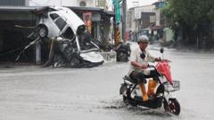el-tifon-ragasa-toca-tierra-en-china-despues-de-17-muertos-en-taiwan