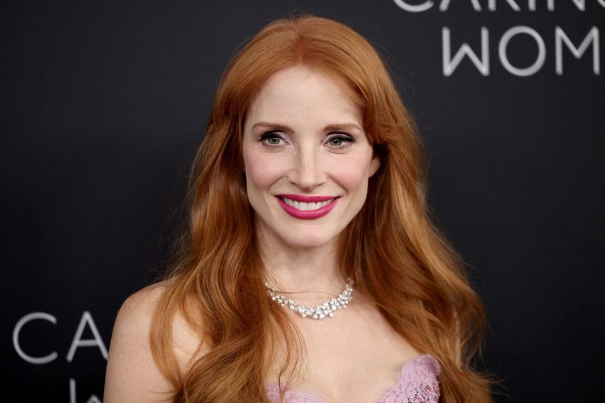 chastain-protesta-por-apple-tv+-pausing-show-en-medio-de-riesgo-politico