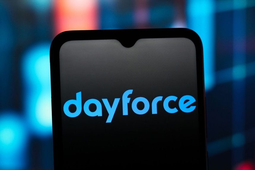 los-bancos-lanzan-un-prestamo-de-$-5.5-mil-millones-para-financiar-la-compra-pendiente-de-dayforce