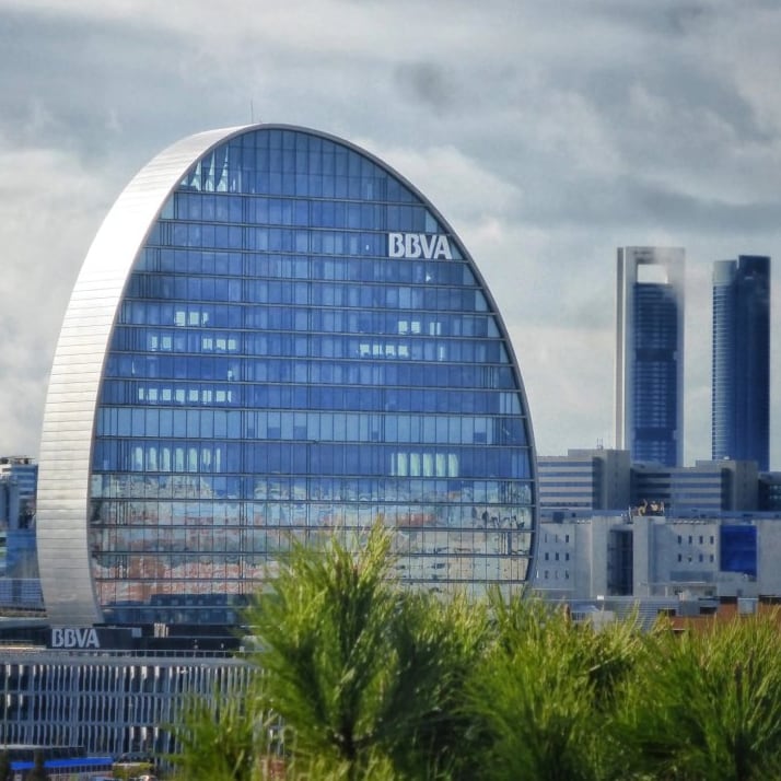 la-cnmv-autoriza-la-mejora-de-la-oferta-del-bbva-sobre-el-sabadell