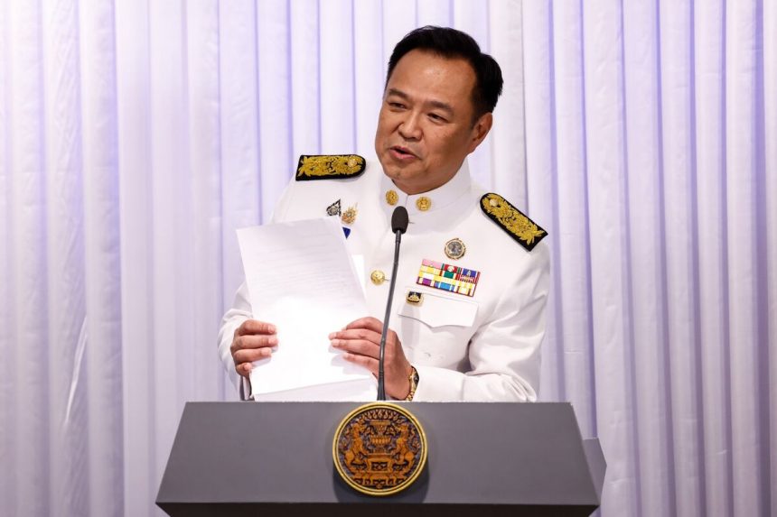thai-pm-promete-una-politica-prudente-para-evitar-calificaciones-rebajado