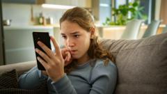 las-cuentas-adolescentes-de-instagram-todavia-muestran-contenido-de-suicidio,-afirma-el-estudio