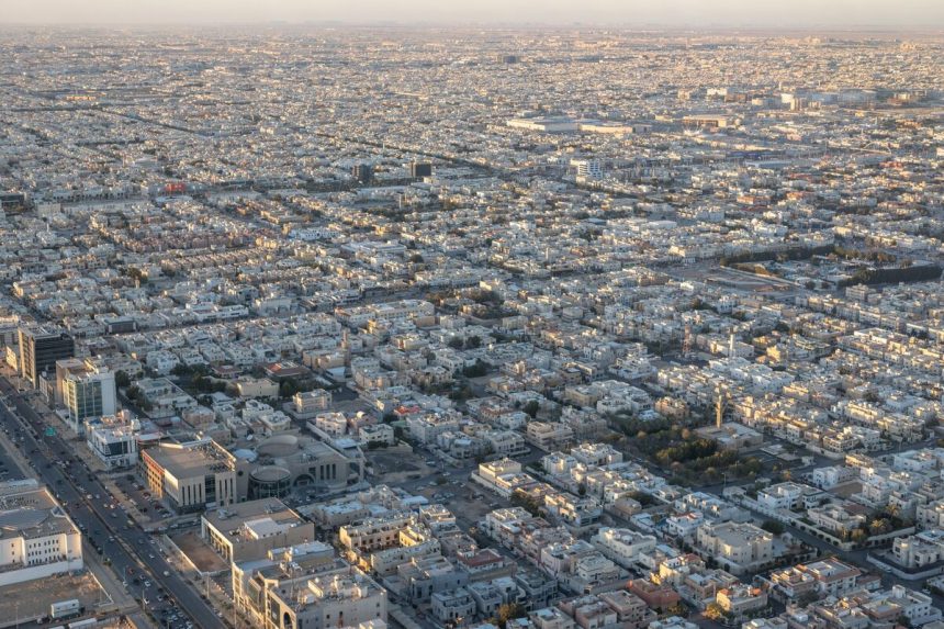las-ordenes-de-arabia-saudita-se-congelan-en-las-rentas-de-riad-despues-del-aumento-de-los-precios