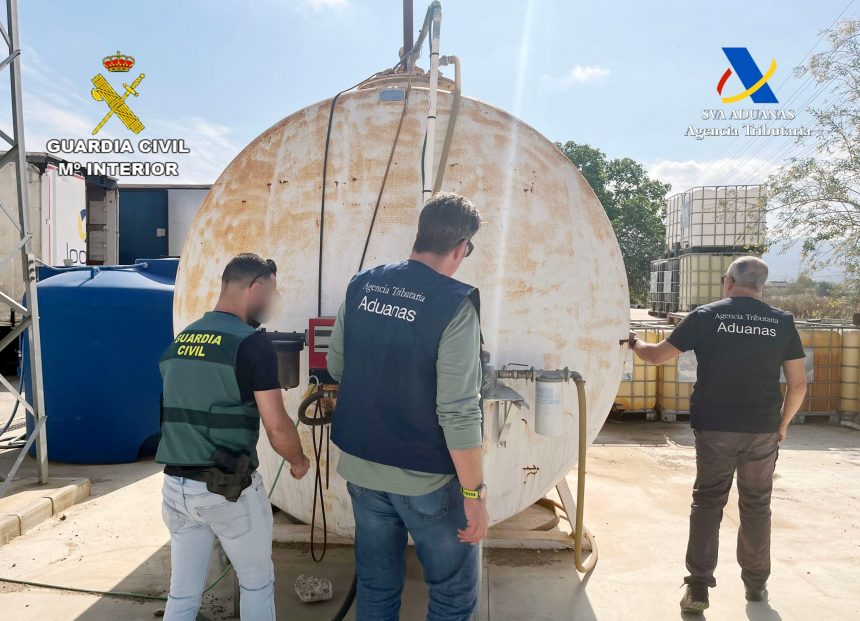 cae-una-trama-que-introdujo-en-espana-1,7-millones-de-litros-de-gasoleo-adulterado-para-vender-en-estaciones-de-servicio-‘low-cost’