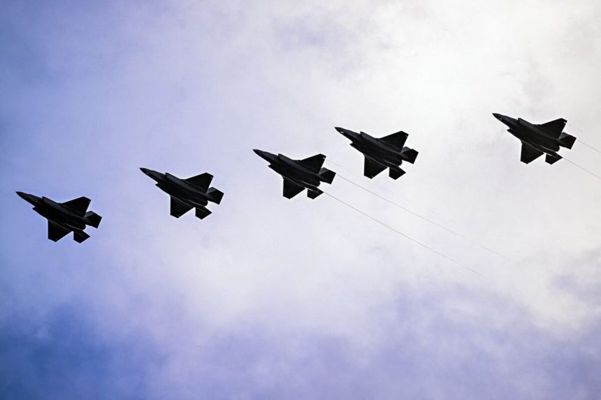 ee-uu.-preparando-posibles-planes-de-ataque-dentro-de-venezuela,-informa-nbc