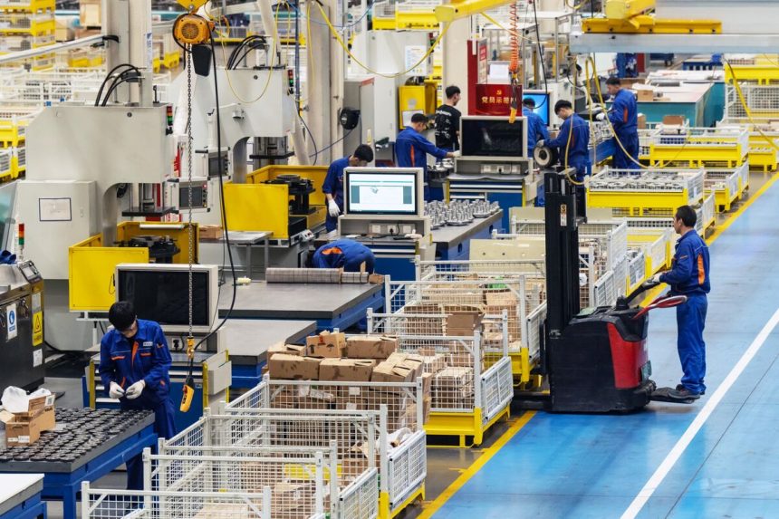 las-ganancias-industriales-chinas-saltan-en-agosto,-invirtiendo-la-caida