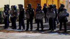 trump-autoriza-a-la-‘fuerza-total’-a-medida-que-portland-se-convierte-en-la-ultima-ciudad-en-ver-tropas-desplegadas