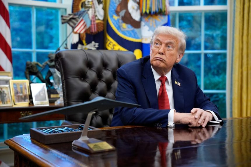 trump-para-conocer-a-los-principales-lideres-del-congreso-a-medida-que-el-cierre-de-estados-unidos-se-acerca