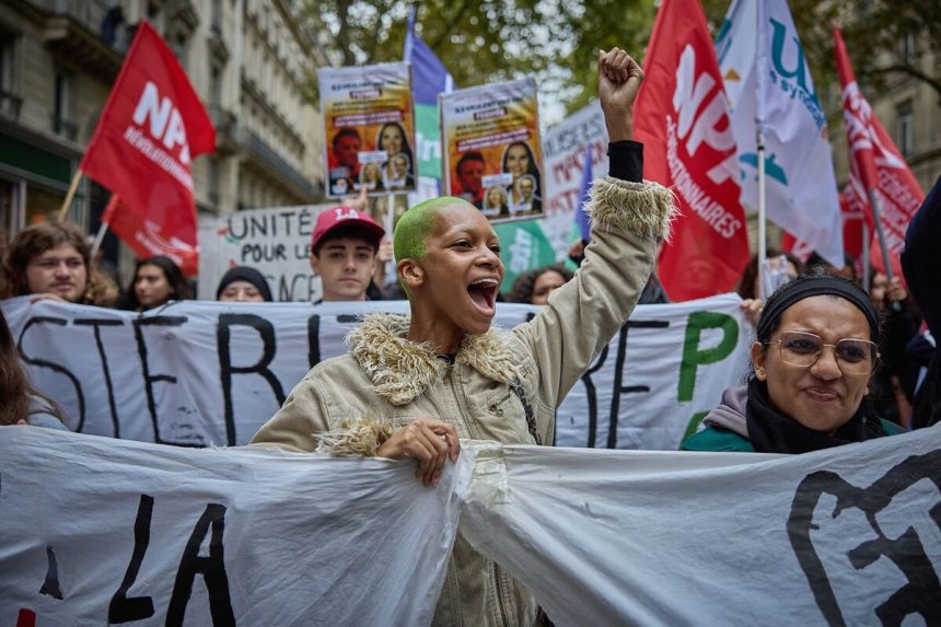francia-apunta-a-rico-como-fuera-de-la-paralisis-politica