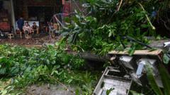 typhoon-mata-al-menos-11-a-medida-que-atraviesa-vietnam