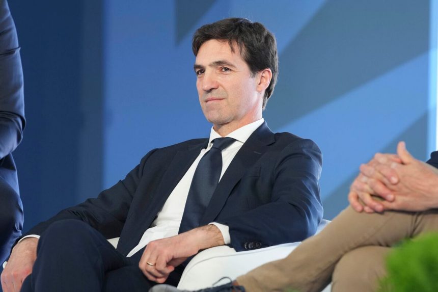 candidato-respaldado-por-meloni-con-leve-ventaja-en-las-elecciones-italianas-locales