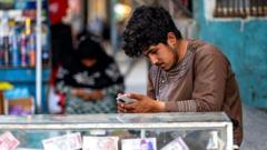 blackout-de-telecomunicaciones-de-afganistan-cuando-los-talibanes-se-cierra-internet