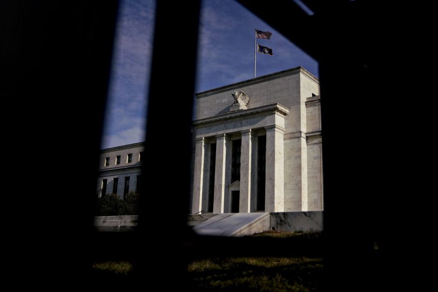 los-estrategas-de-wall-street-se-dividen-sobre-la-tasa-de-politica-potencial-de-la-fed