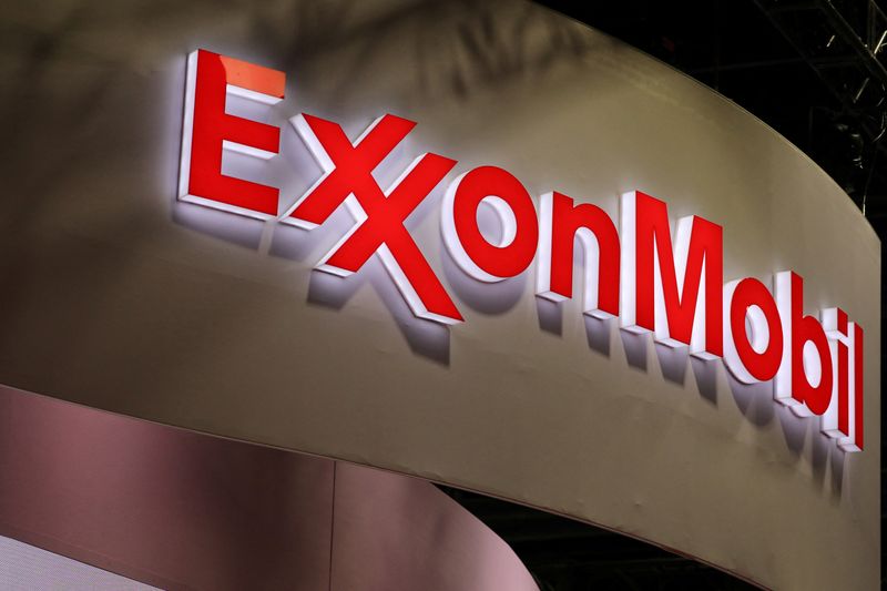exxon-espera-reducir-el-personal-de-singapur-en-un-10%-a-15%-a-finales-de-2027
