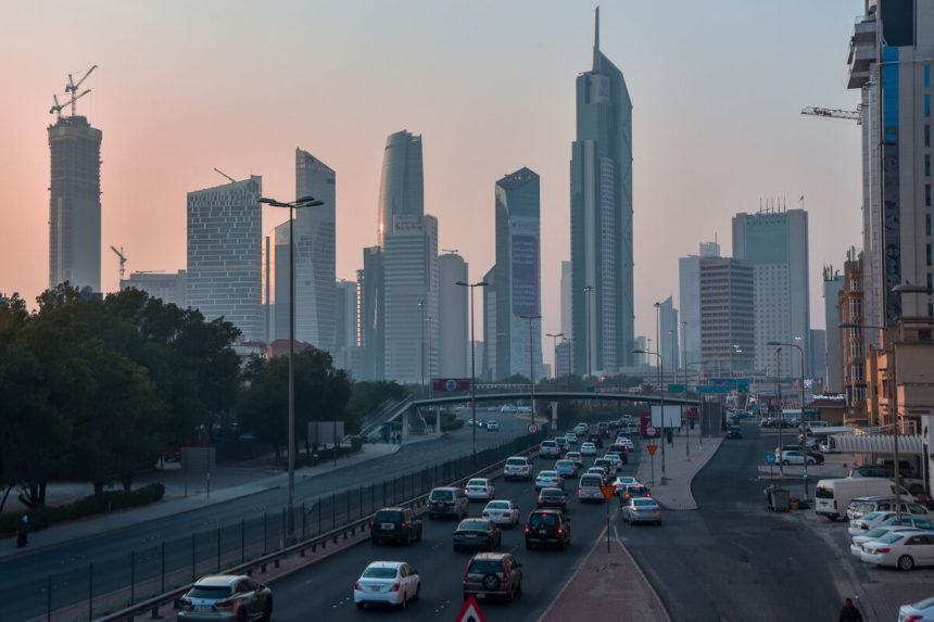 goldman,-carlyle-seguira-a-blackrock-con-oficinas-en-kuwait