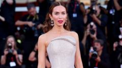 emily-blunt-entre-las-estrellas-de-hollywood-indignadas-por-el-‘actor-de-ai’-tilly-norwood