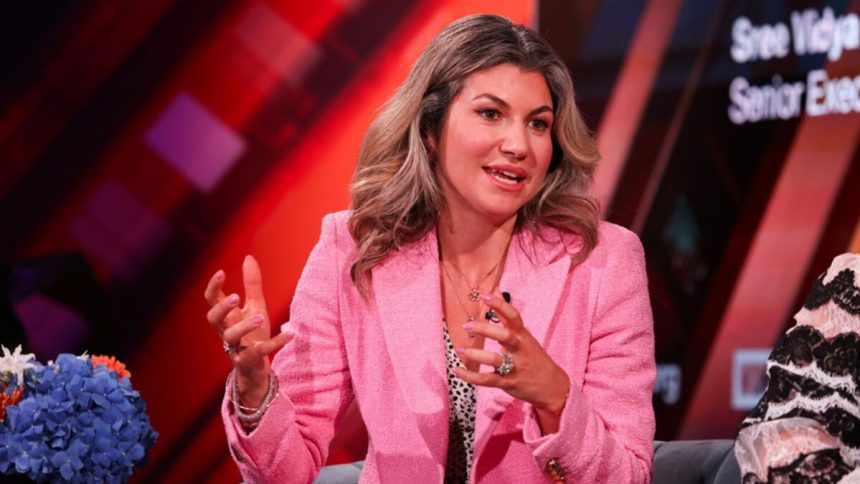 apolo-negocia-‘miles-de-millones-de-capital’-en-el-mercado-secundario