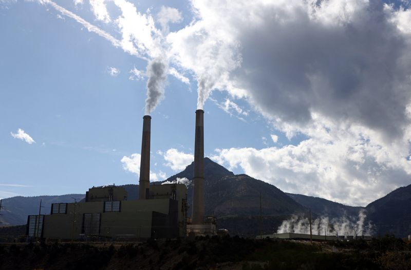 las-agencias-estadounidenses-continuaran-con-algun-trabajo-de-combustible-fosil-durante-el-cierre
