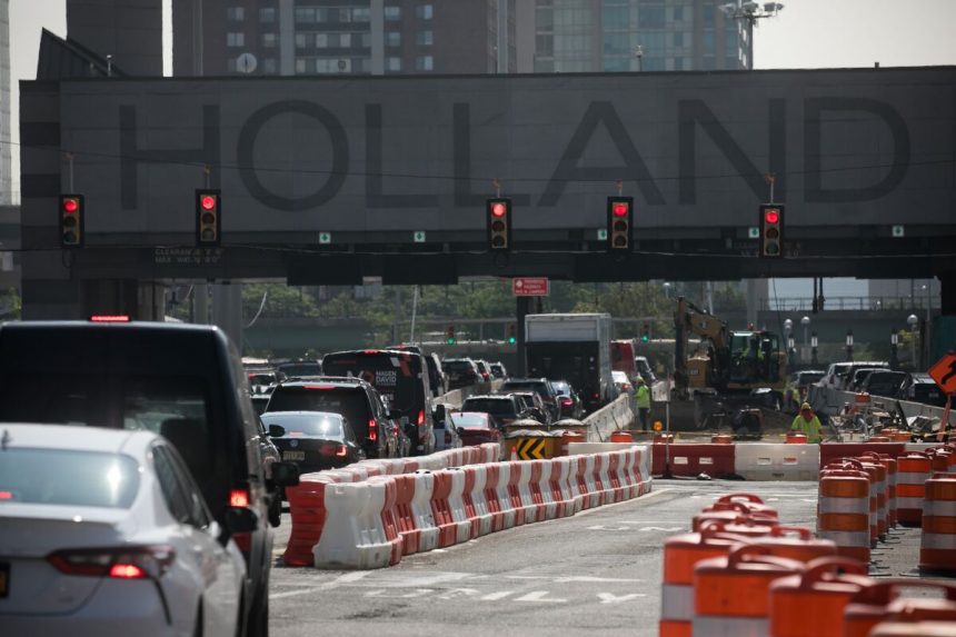 la-casa-blanca-congela-$-18-mil-millones-en-fondos-de-nueva-york-a-medida-que-llega-el-cierre
