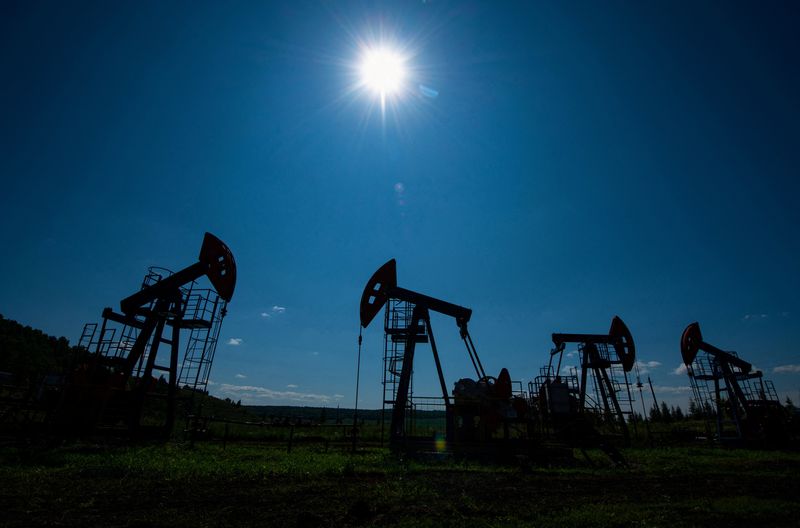 el-petroleo-se-rebota-de-minimos-de-16-semanas-sobre-las-perspectivas-de-sanciones-crudas-rusas-mas-estrictas