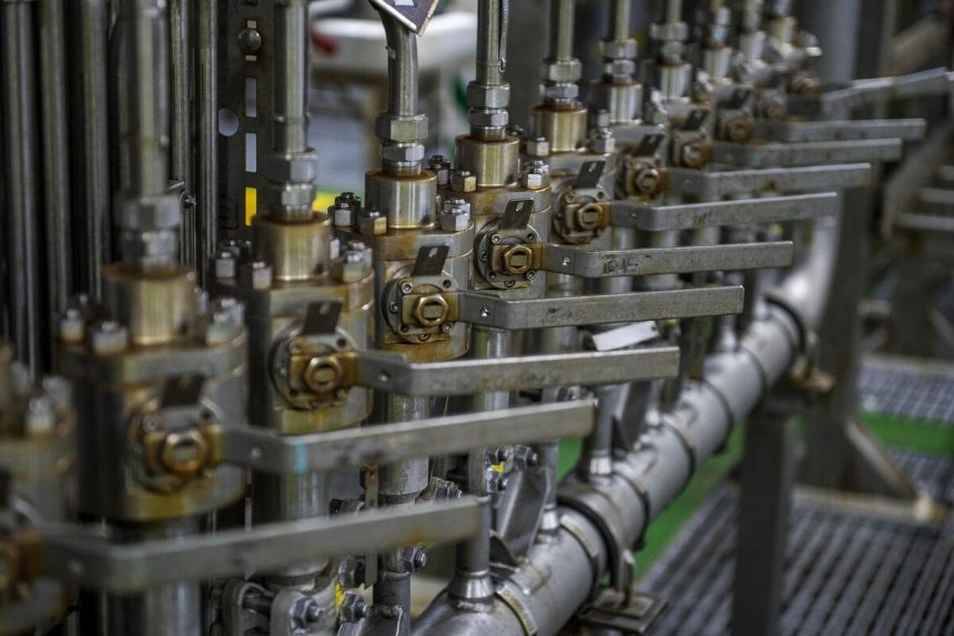 kuwait-dijo-que-tap-jpmorgan-por-un-acuerdo-de-tuberias-de-hasta-$-7-mil-millones