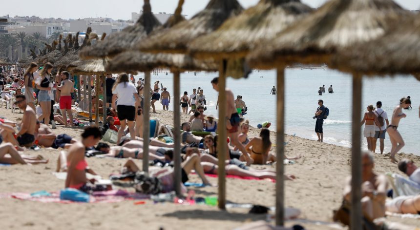 el-turismo-recobra-el-pulso-en-agosto:-espana-registra-un-record-mensual-de-11,3-millones-de-llegadas