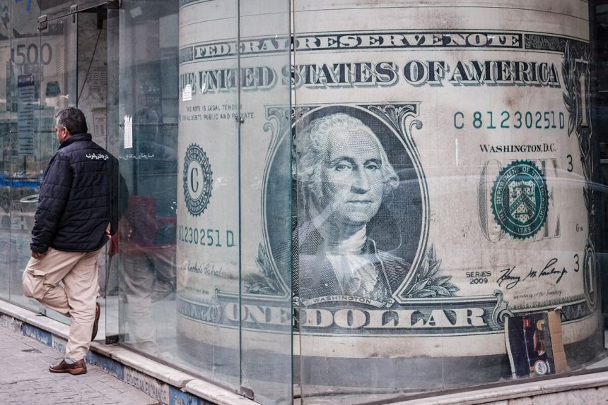 las-dudas-en-dolares-estan-apareciendo-en-el-mercado-de-bonos-corporativos