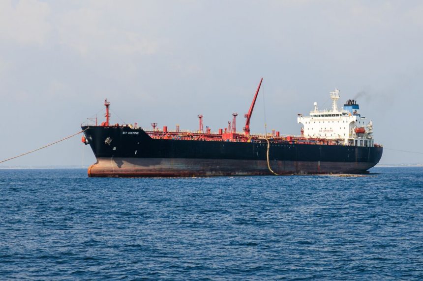 los-productores-de-petroleo-africanos-intentan-atrapar-una-ola-de-nuevas-inversiones