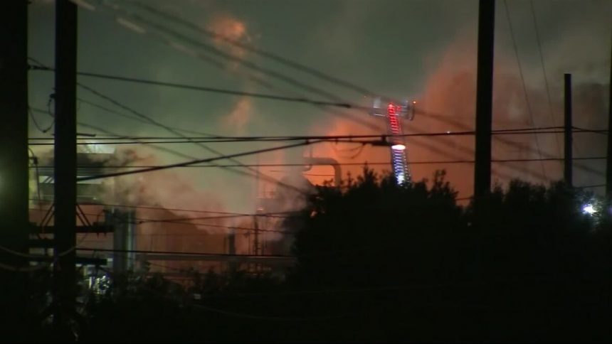 el-fuego-estalla-en-la-refineria-el-segundo-de-chevron